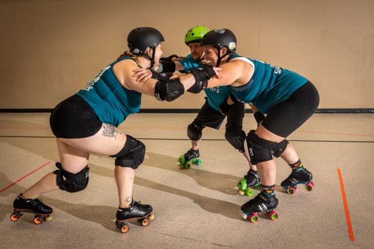 SSRD skaters demonstrating a tripod formation